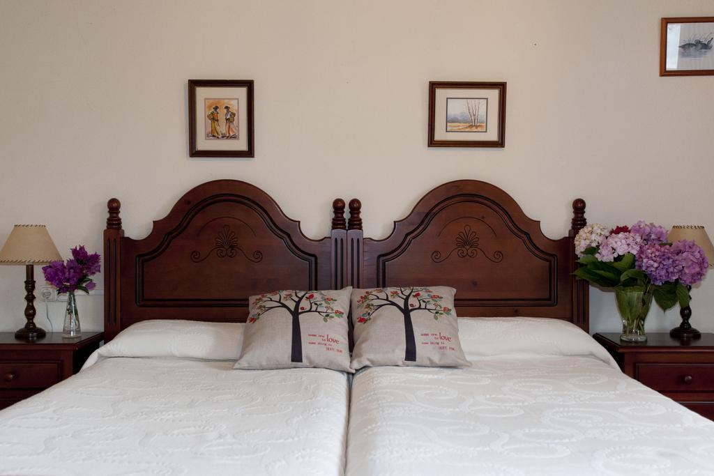 Trisqueles Y Buganvillas Villaviciosa  Room photo